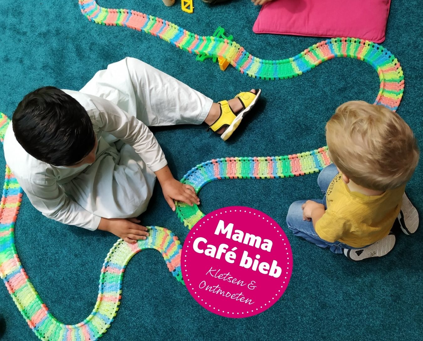 MamaCafé bibliotheek